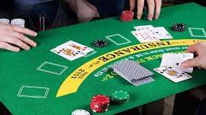 Pengguna Indonesia membaca bantuan akun
